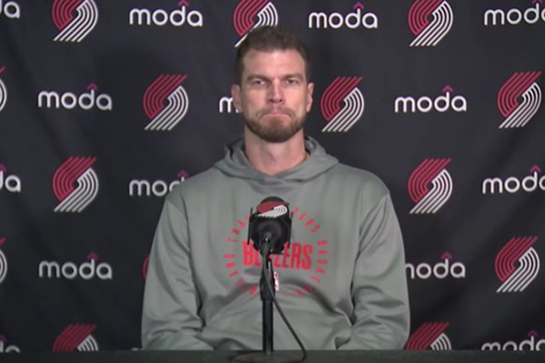 开拓者主帅谈杨瀚森出场安排 罗威下放G联赛备战归队