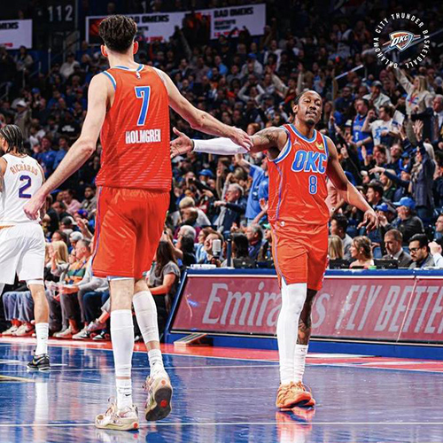 雷霆49分血洗<a href=/lanqiuzhongguo/suns/ target=_blank class=infotextkey>太阳</a>+手握多签,霍姆格伦成顶级内线